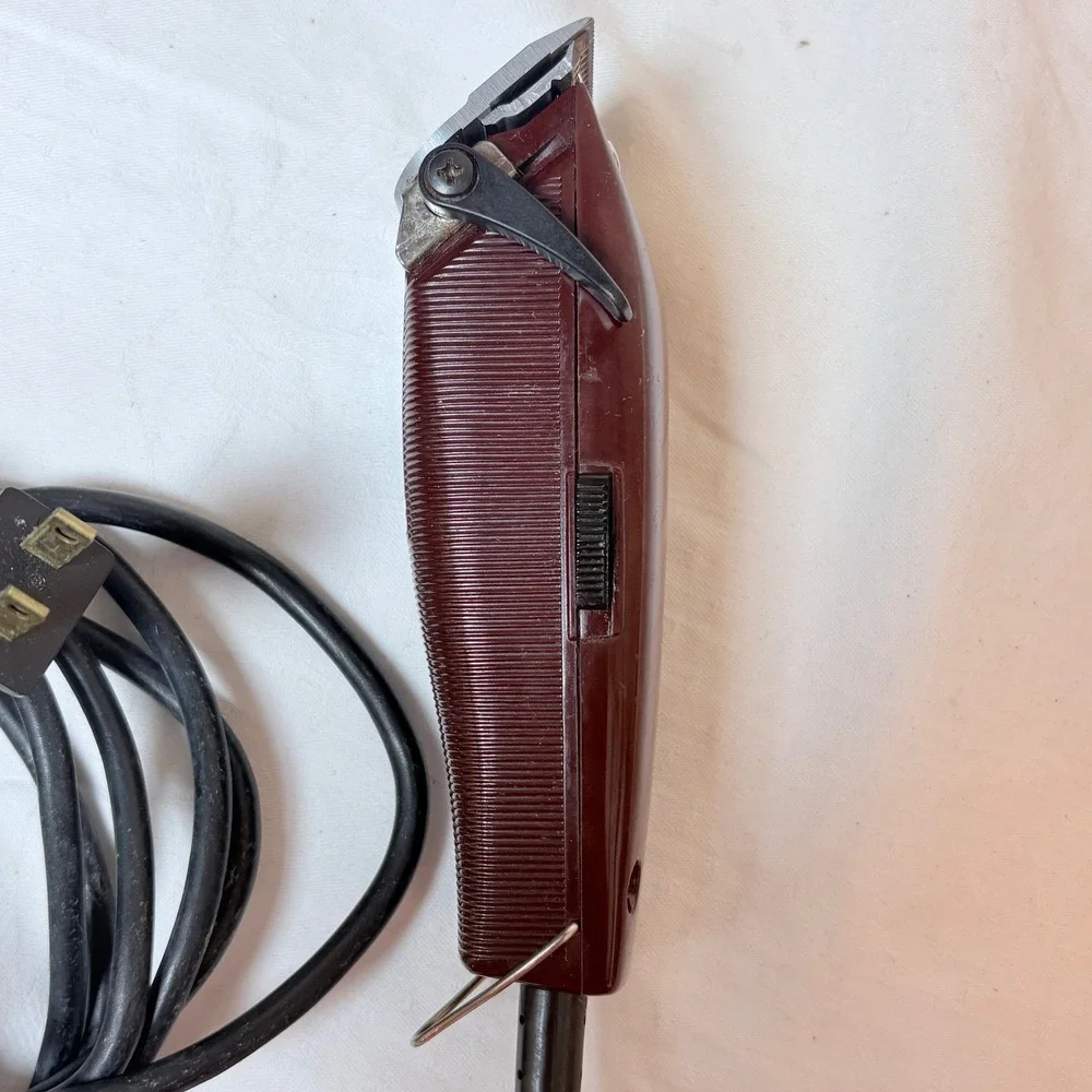 Oster Fast Feed Adjustable Pivot Motor Clipper Burgundy Made in USA 23-51F